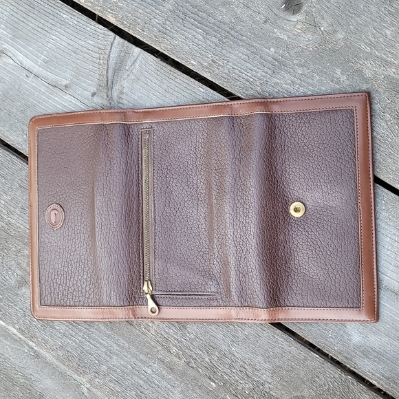 Vintage Dooney & Bourke AWL Checkbook Wallet - Picture 8 of 10